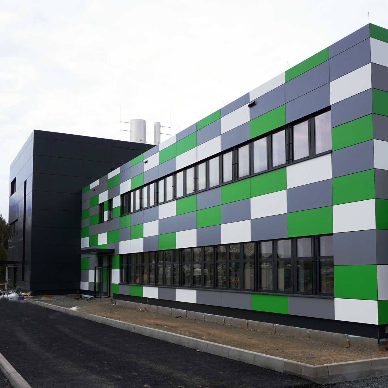 Bau für den Umweltschutz – neue Aluminiumfassade auf dem deutschen Markt
