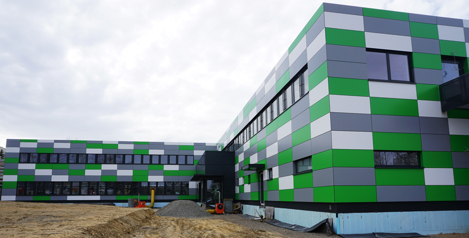 Enviromentally friendly building – new aluminiun facade on the German market